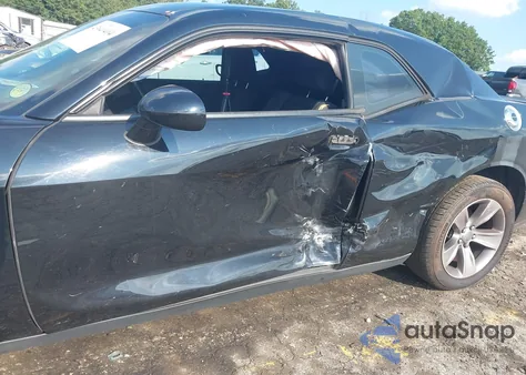 2016 Dodge Challenger Sxt z USA, uszkodzony, nr VIN 2C3CDZAG9GH300549